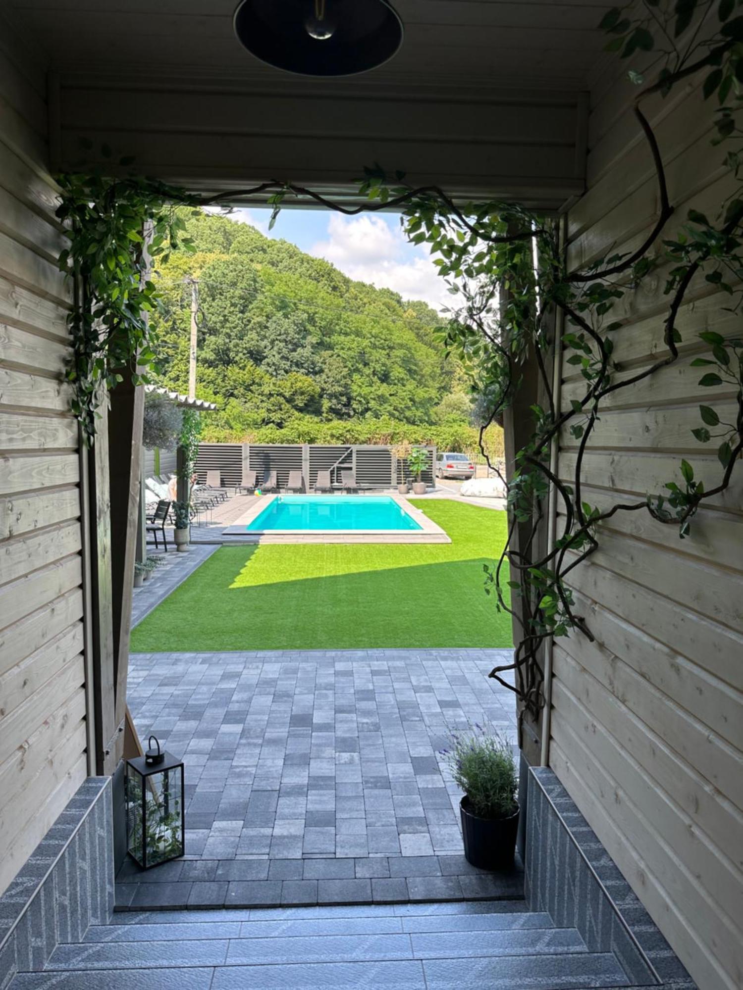 Sandal Shaian Exterior photo